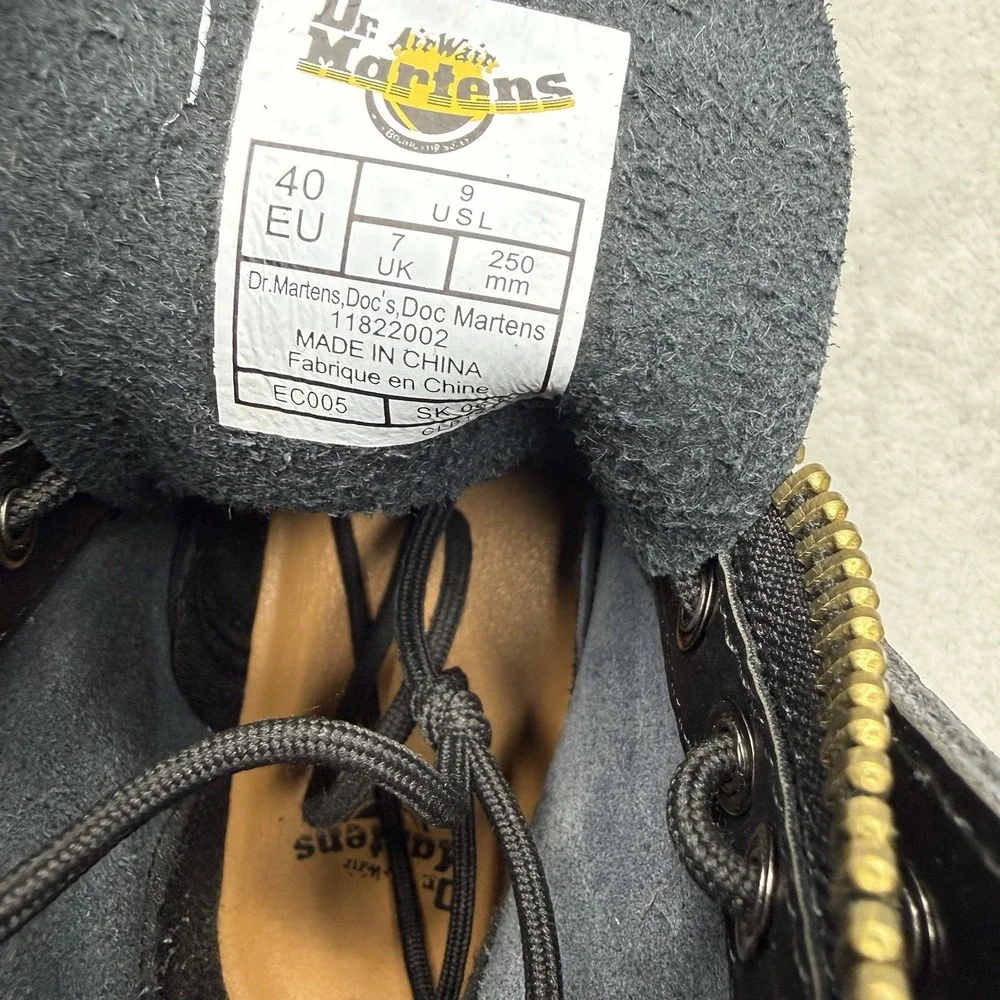 Dr. Martens Sinclair Black Leather Platform Boots 11822002 Women's 9 / EU 40